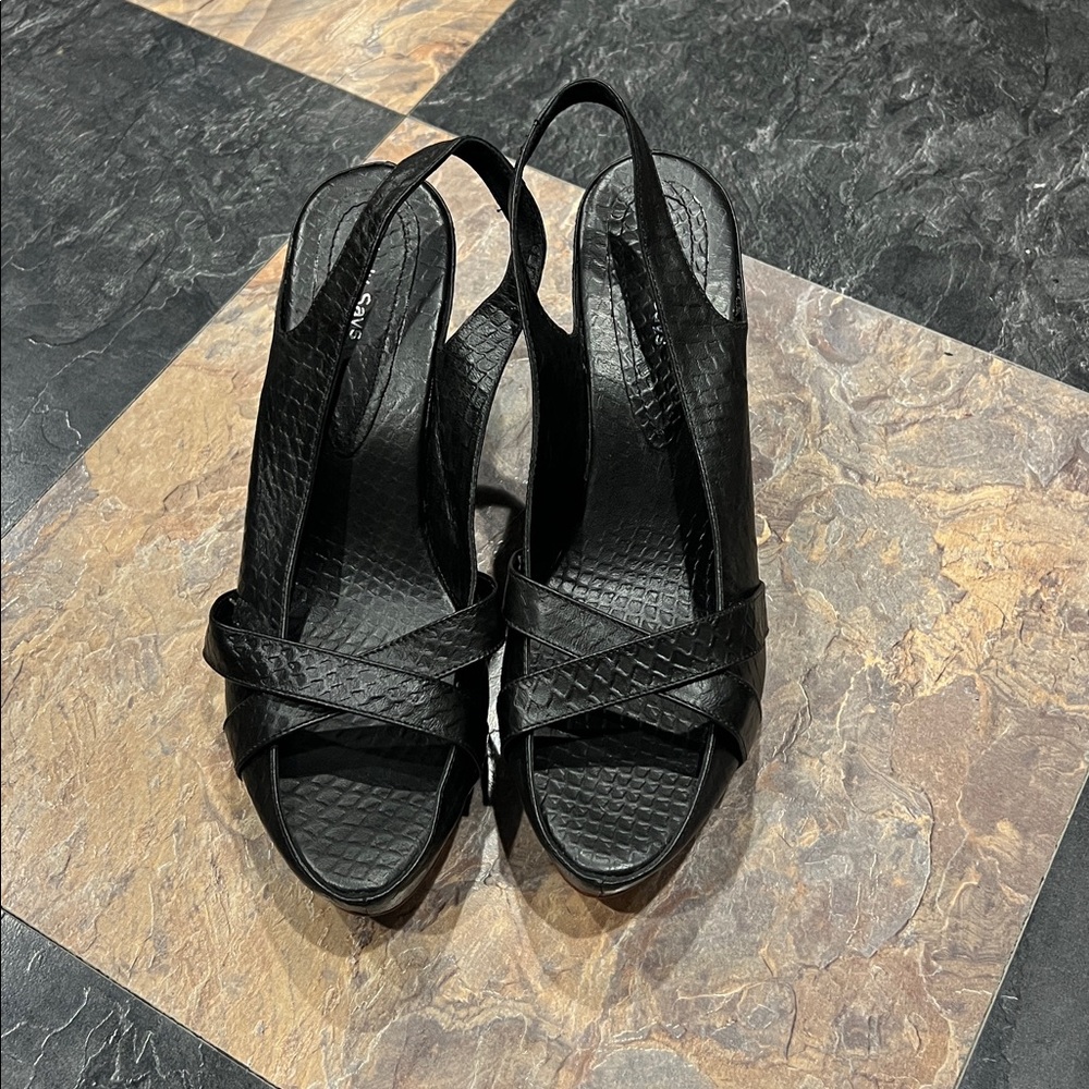 Cathy Says Black Platform sling back all leather heels Size 10